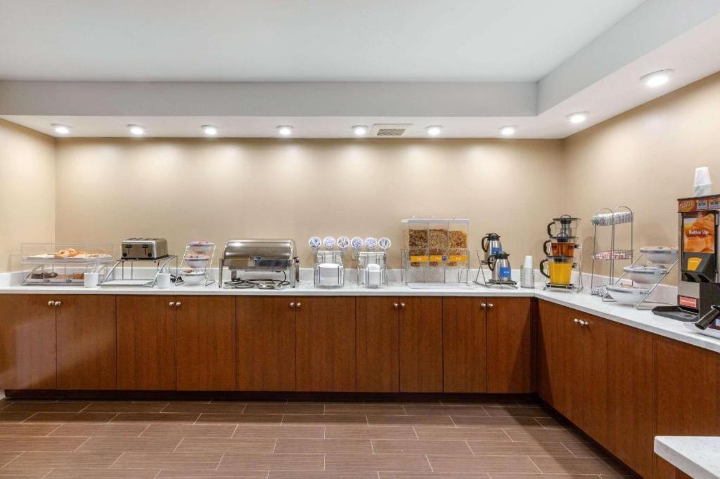 Comfort Inn Danvers - Boston North Shore Buitenkant foto